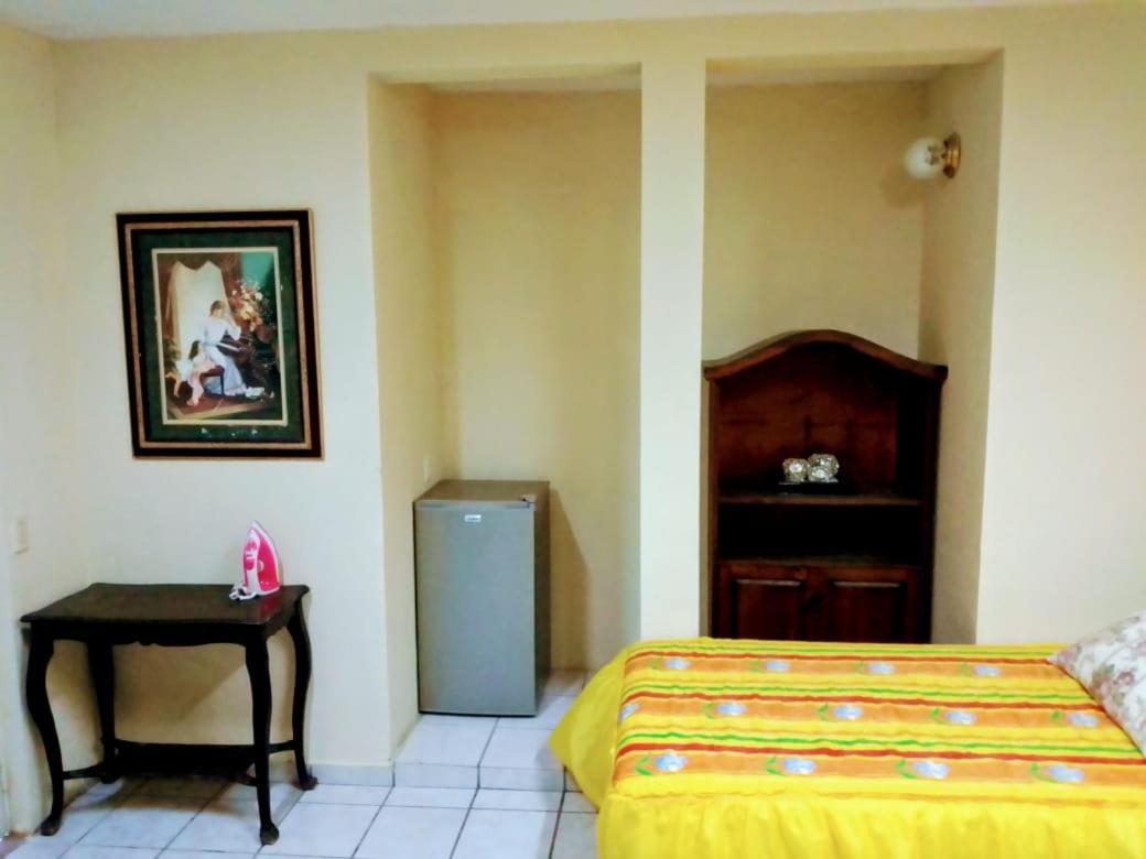 Apartamentos Osuna Mazatlán Exteriör bild